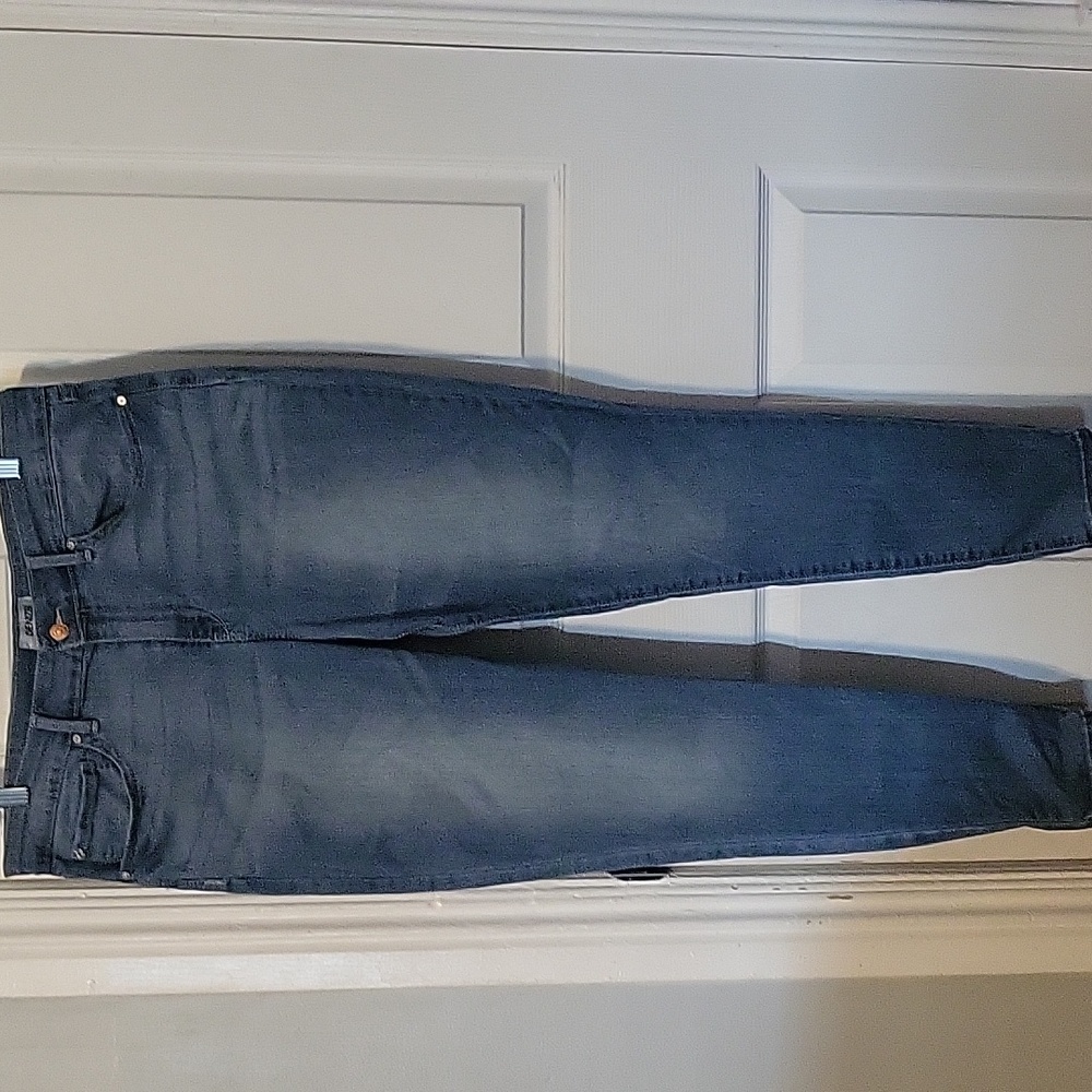 Levi's Denizen Light Wash Mid Rise Skinny Jeans